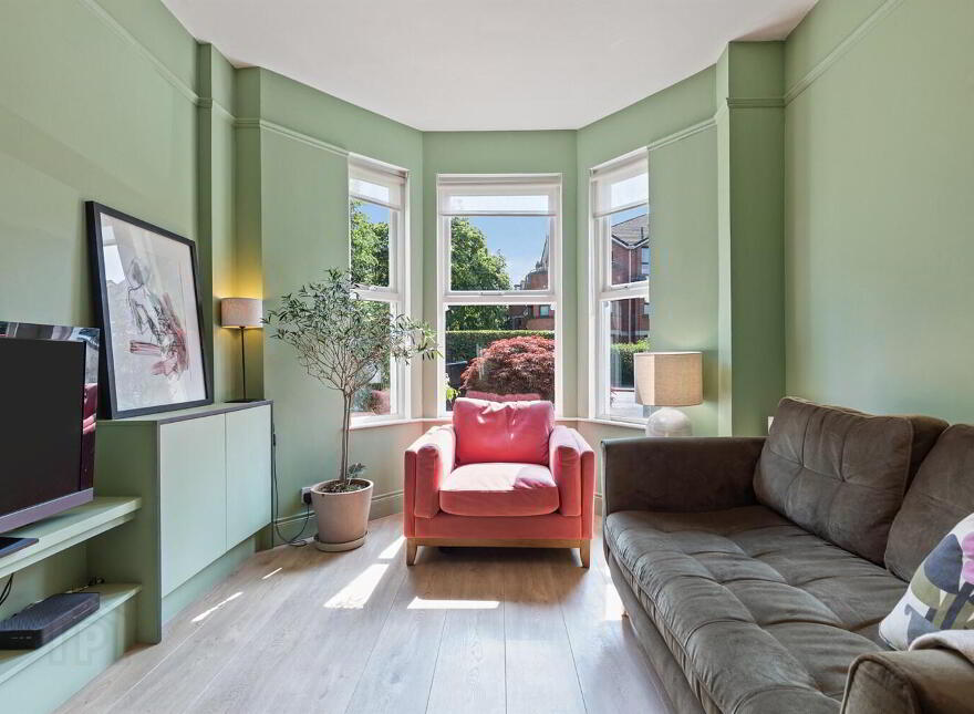 765 Lisburn Road, Belfast, BT9 7GW
