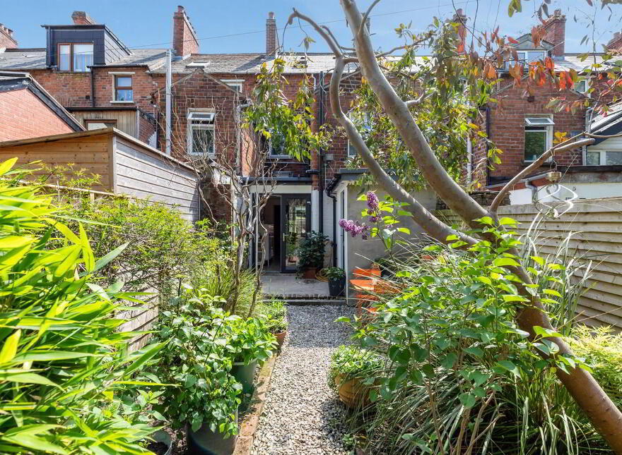 765 Lisburn Road, Belfast, BT9 7GW