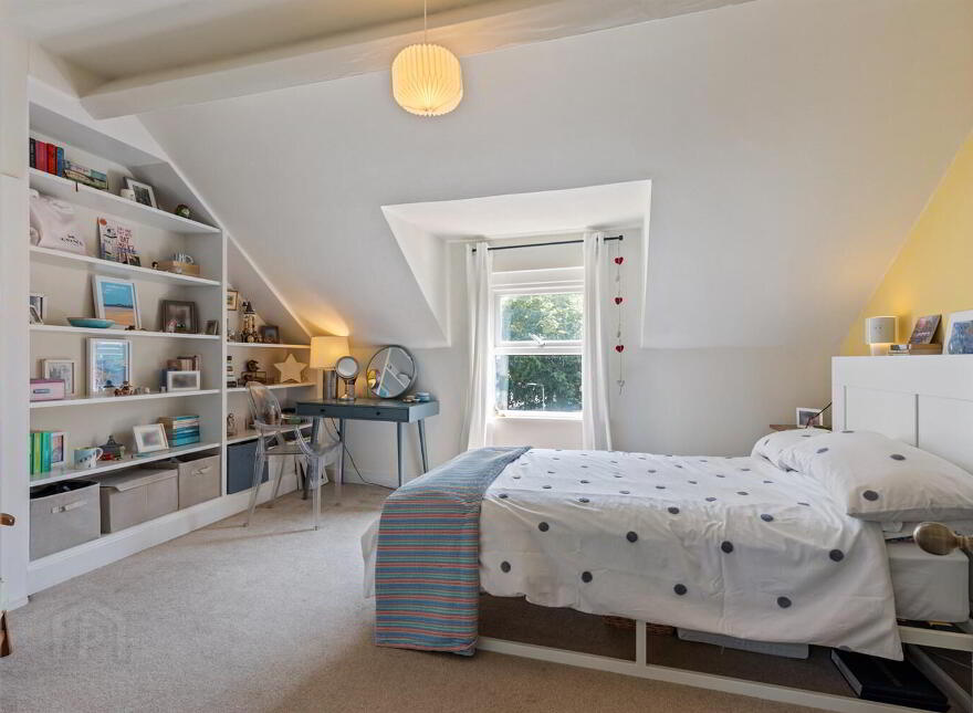 765 Lisburn Road, Belfast, BT9 7GW