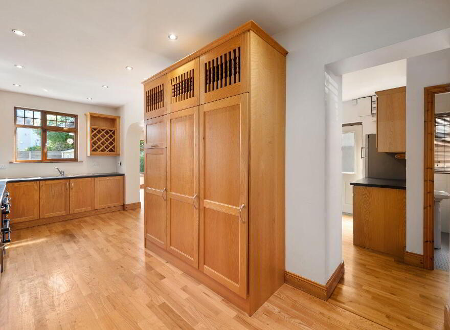 Briardale, 50 Browningstown Park West, Ballinlough, T12E4C2