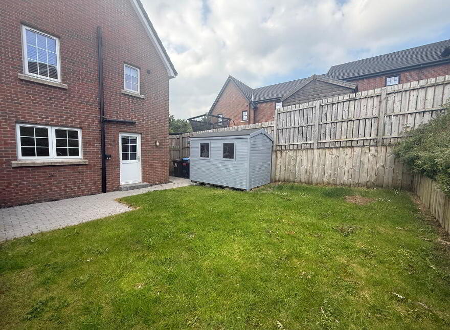 35 Bellmont Hall Drive, Antrim, BT41 1DL