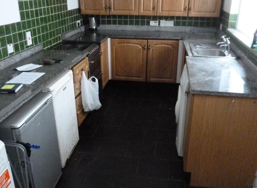 173 Dunluce Ave, Lisburn Road, Belfast, BT9 7AX