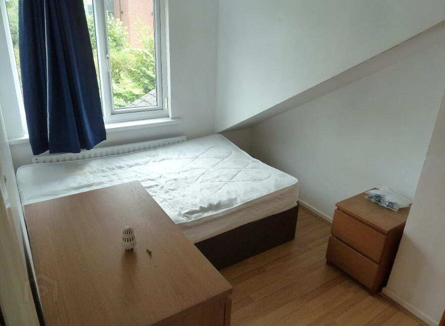 173 Dunluce Ave, Lisburn Road, Belfast, BT9 7AX