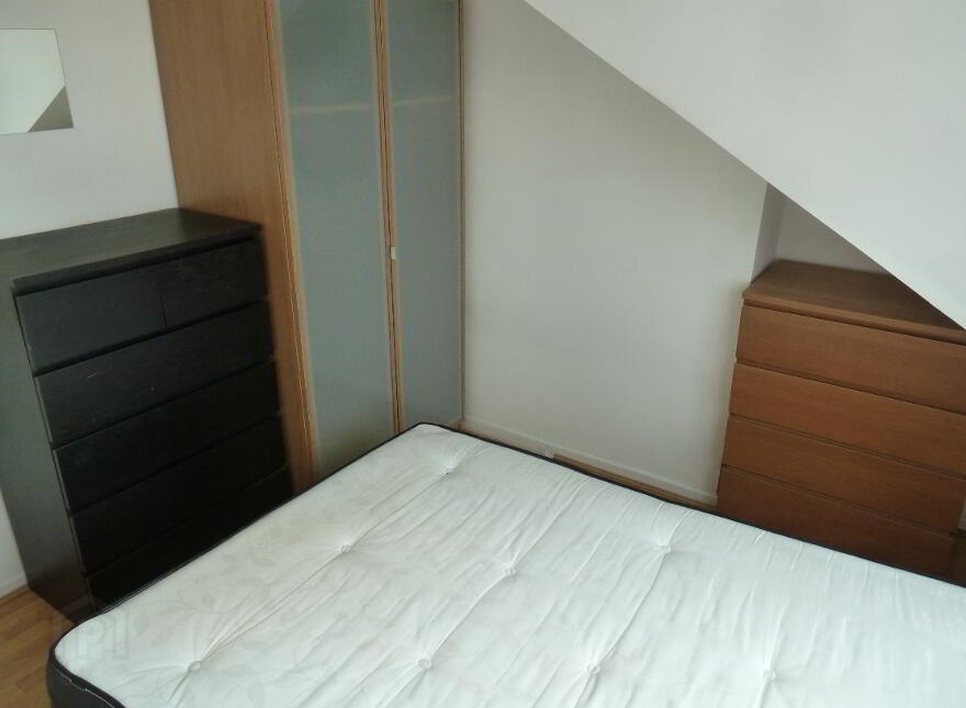173 Dunluce Ave, Lisburn Road, Belfast, BT9 7AX