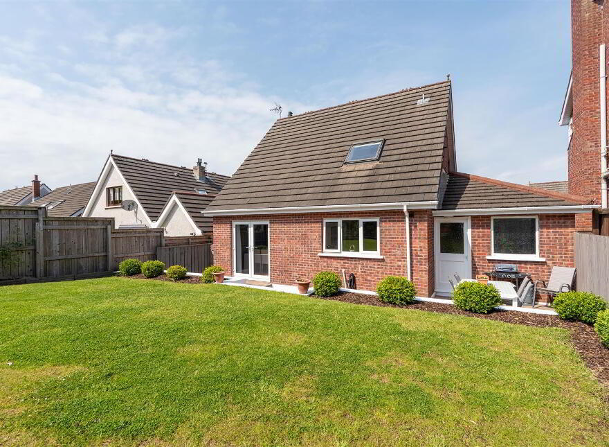 27 Castlehill, Comber, BT23 5XA