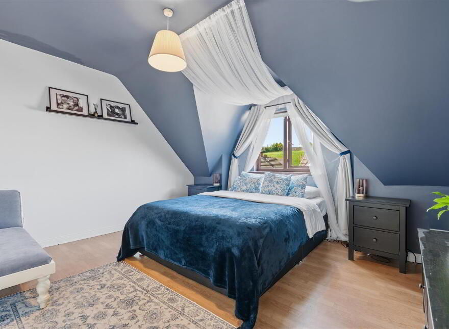 27 Castlehill, Comber, BT23 5XA