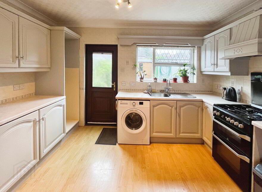 86 Moss Road, Lambeg, Lisburn, BT27 4NU