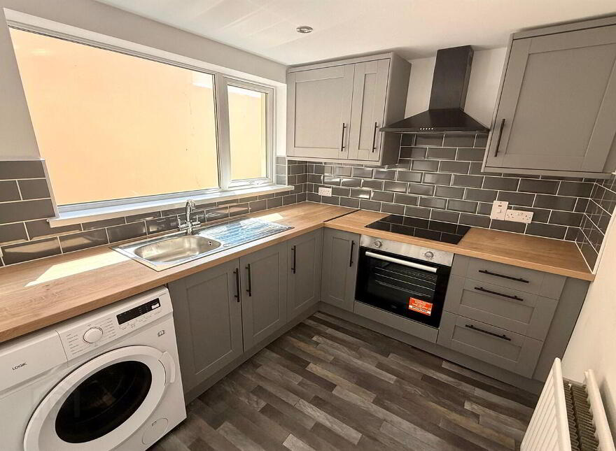 69 Euston Street, Belfast, BT6 9AF