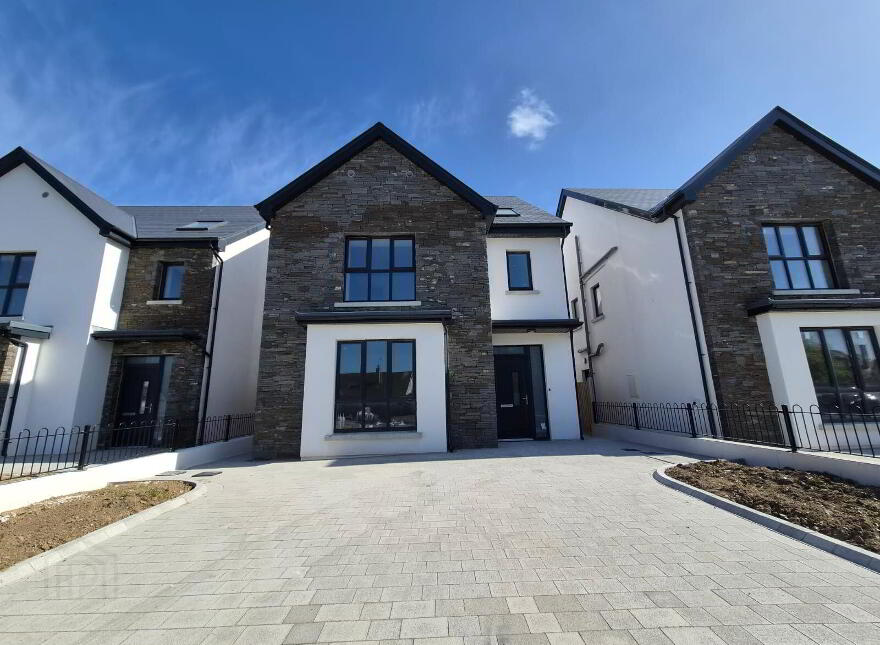 8 Abbey Lane, Mountain Road, Carrigaline