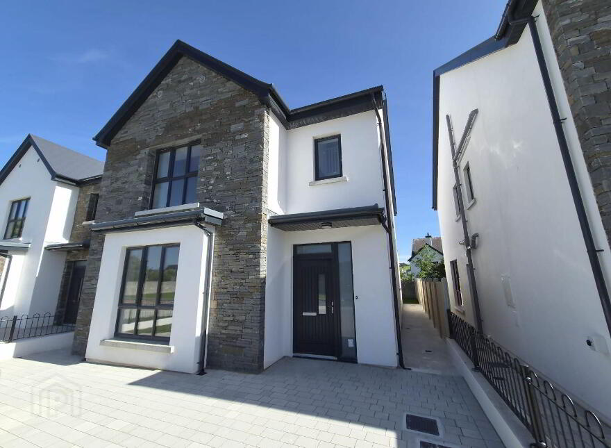 8 Abbey Lane, Mountain Road, Carrigaline