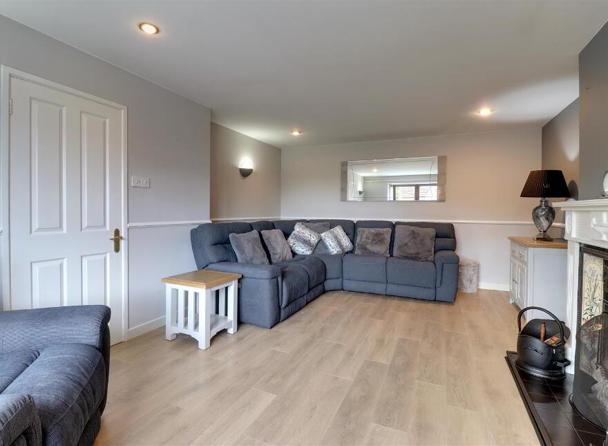 22 Heron Park, Newtownards, BT23 8WJ