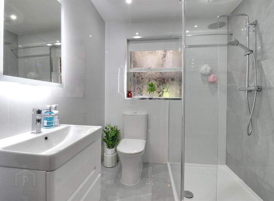 22 Heron Park, Newtownards, BT23 8WJ