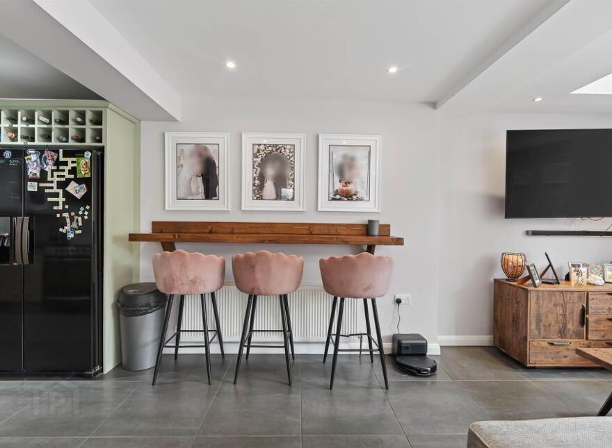 63 Priory Park, Belfast, BT10 0AG