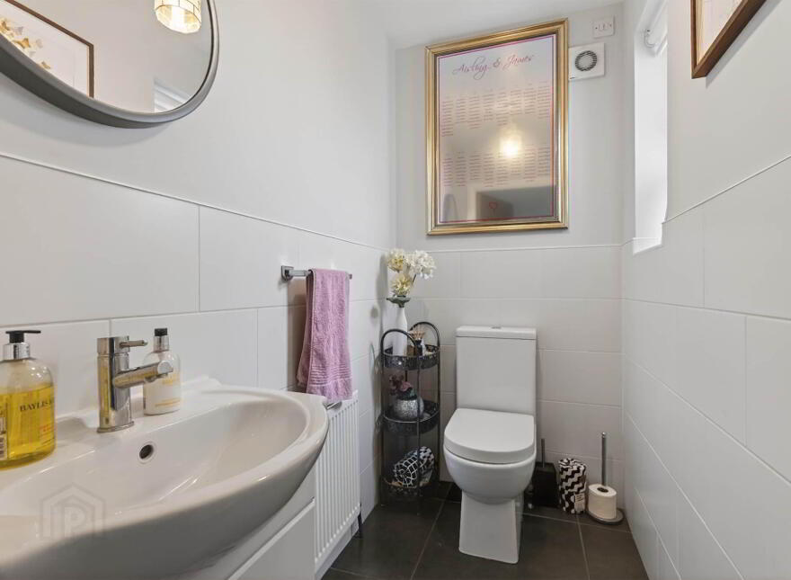 63 Priory Park, Belfast, BT10 0AG