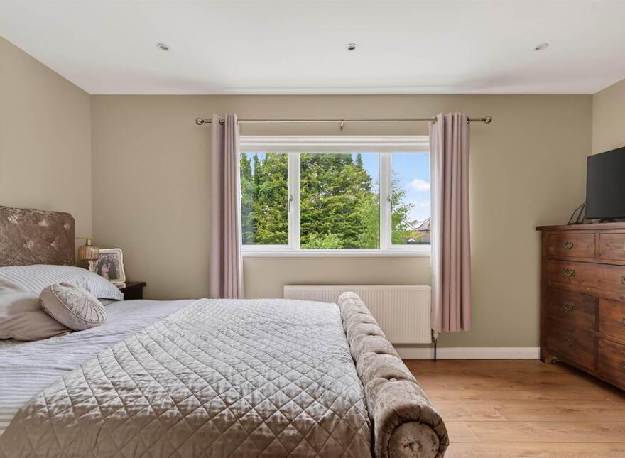 63 Priory Park, Belfast, BT10 0AG