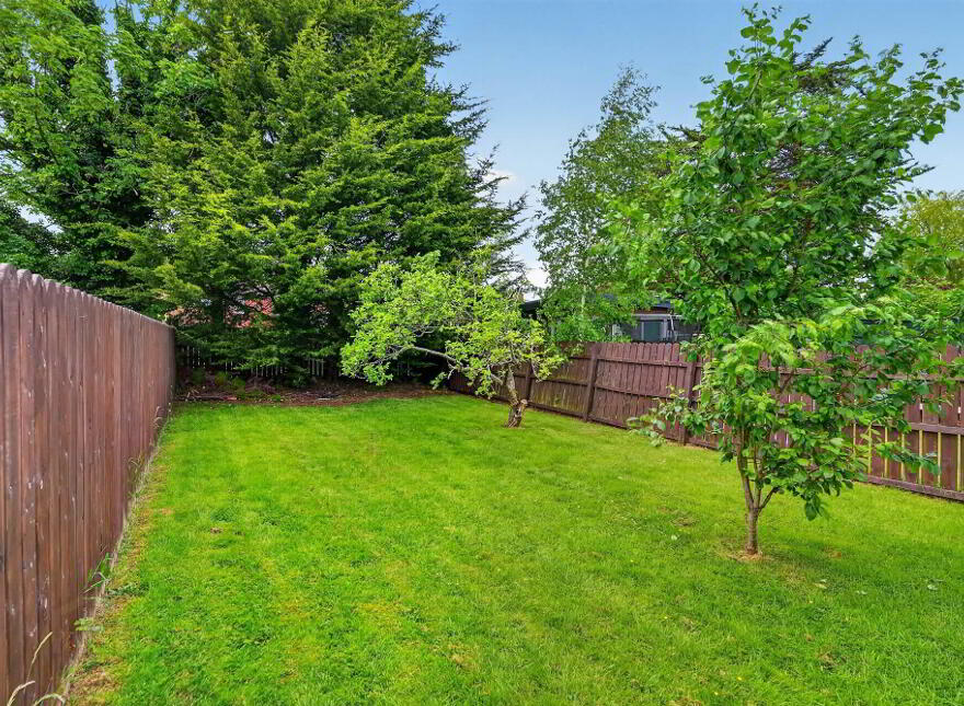 63 Priory Park, Belfast, BT10 0AG