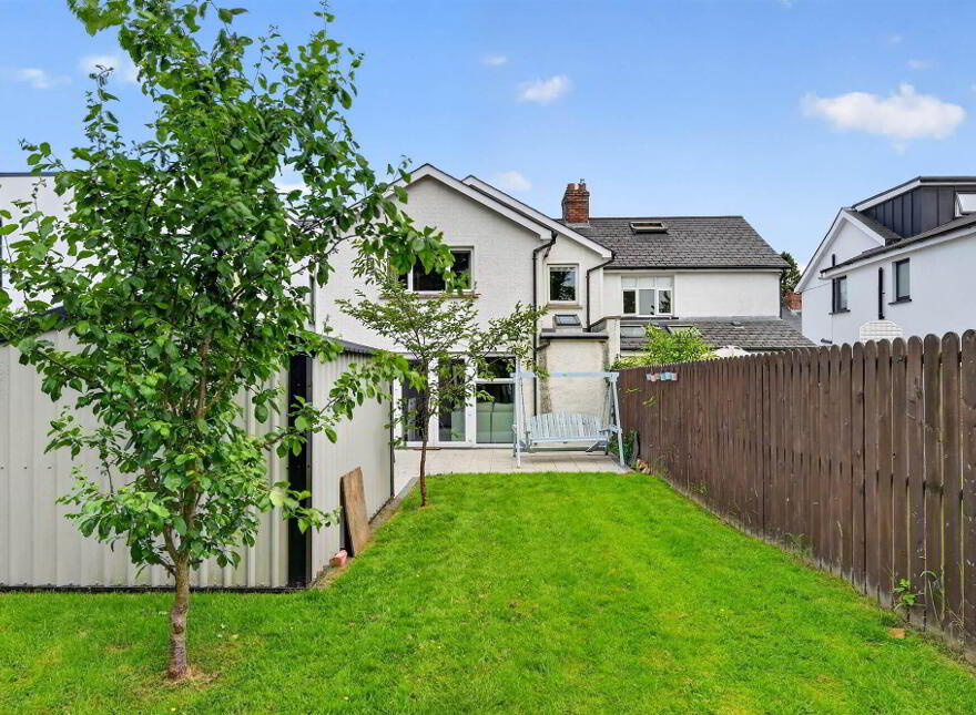 63 Priory Park, Belfast, BT10 0AG