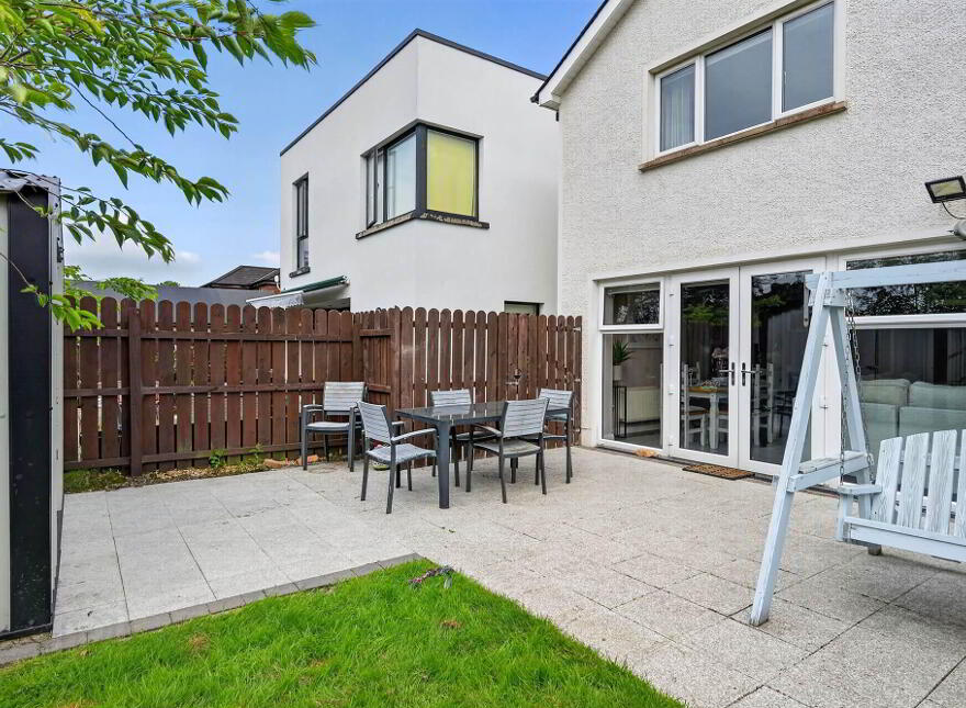 63 Priory Park, Belfast, BT10 0AG