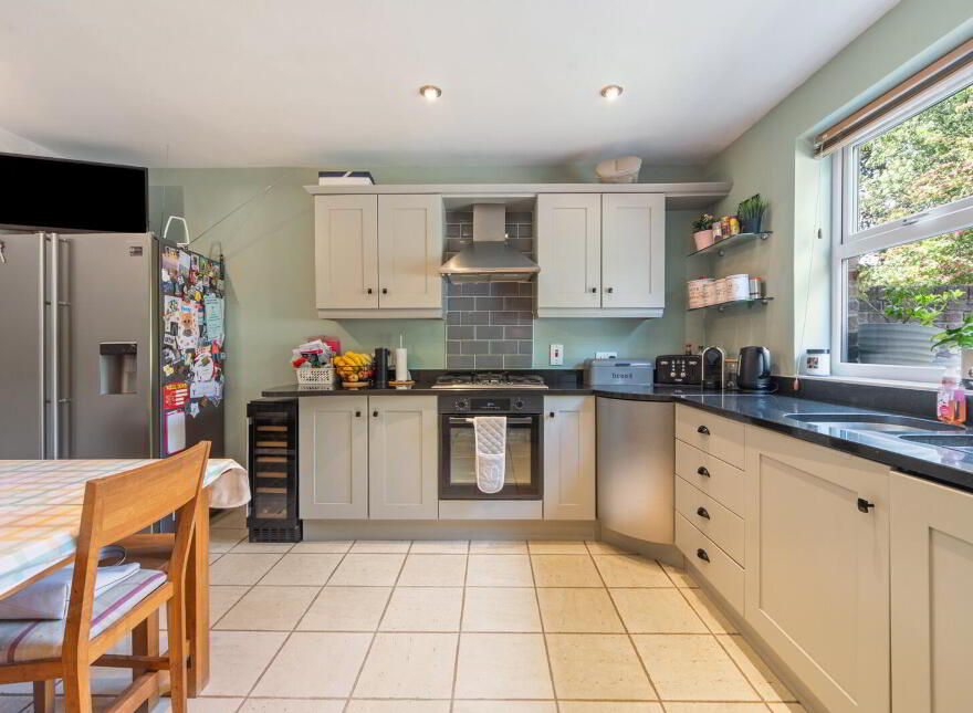 33 Strathearn Lane, Belfast, BT4 2BT