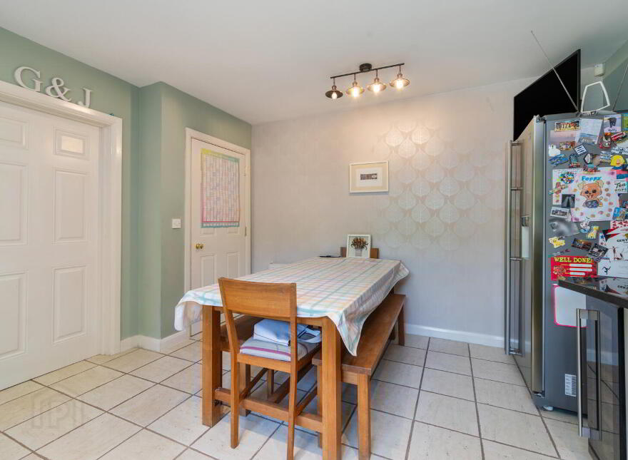 33 Strathearn Lane, Belfast, BT4 2BT