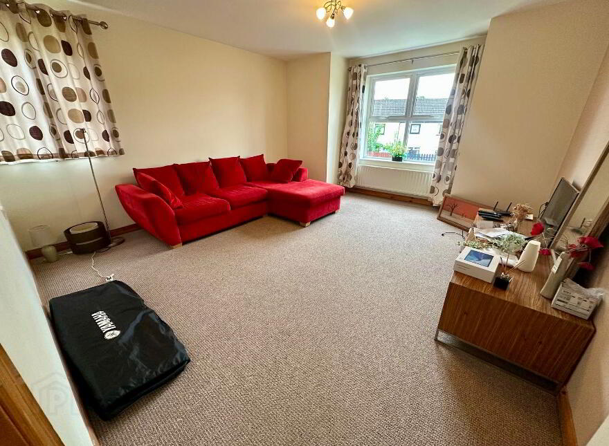 2 Niblock Oaks, Antrim, BT41 2DJ