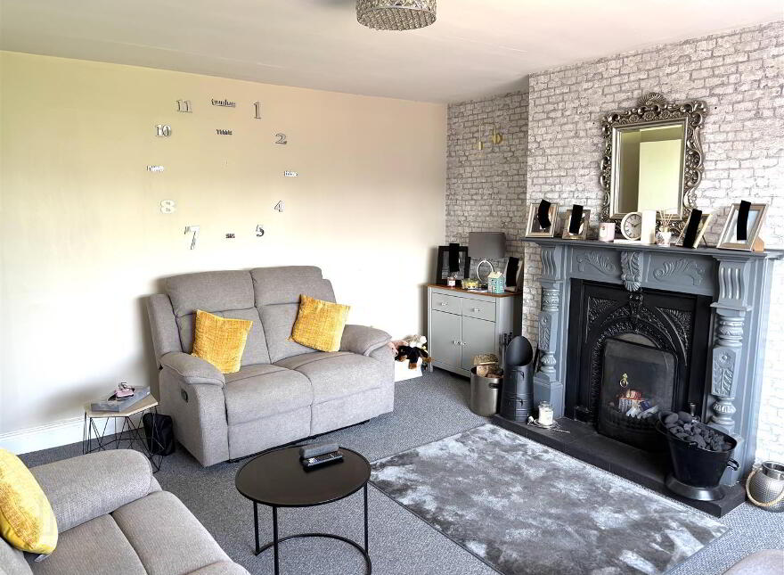 99 Meadowvale Park, Limavady, BT49 0SN