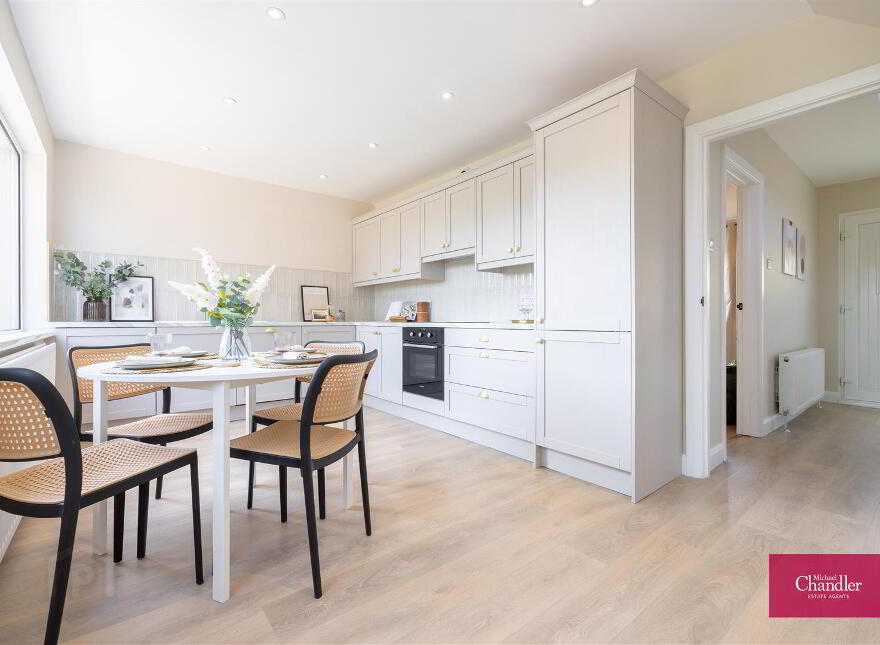 36 Burnside Avenue, Belfast, BT8 6HW