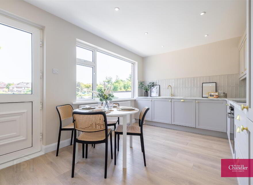 36 Burnside Avenue, Belfast, BT8 6HW