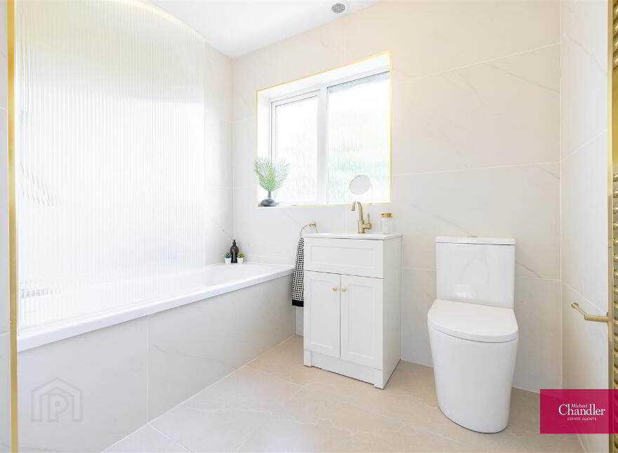 36 Burnside Avenue, Belfast, BT8 6HW