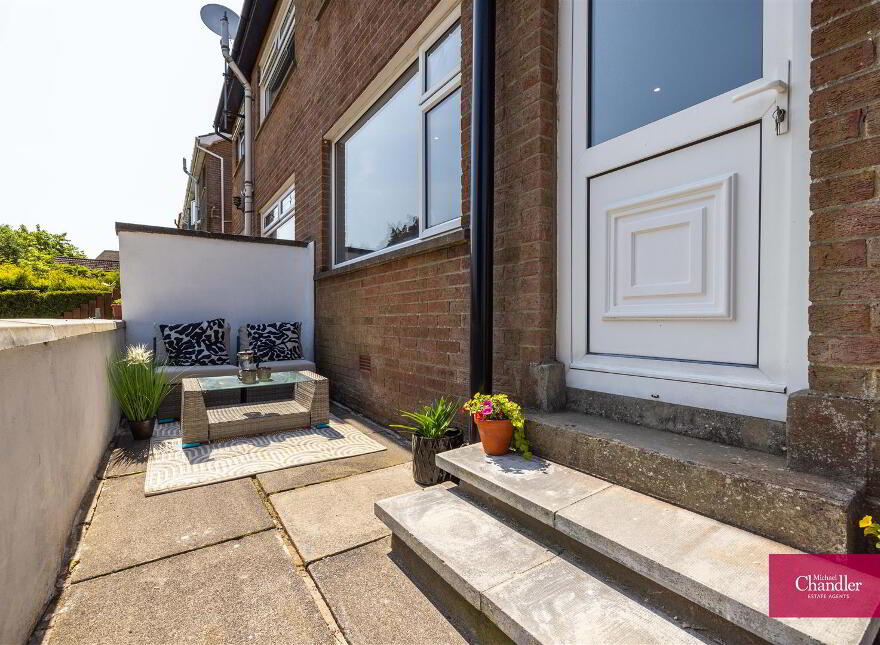 36 Burnside Avenue, Belfast, BT8 6HW