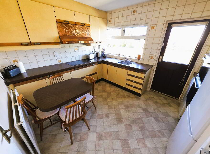 5 Rossbay, Limavady Road, Londonderry, BT47 6JF