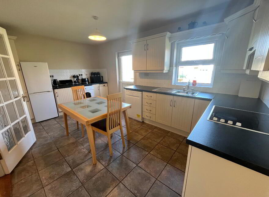 13 Cluainín Na Mbó, Enniscrone, F26W925