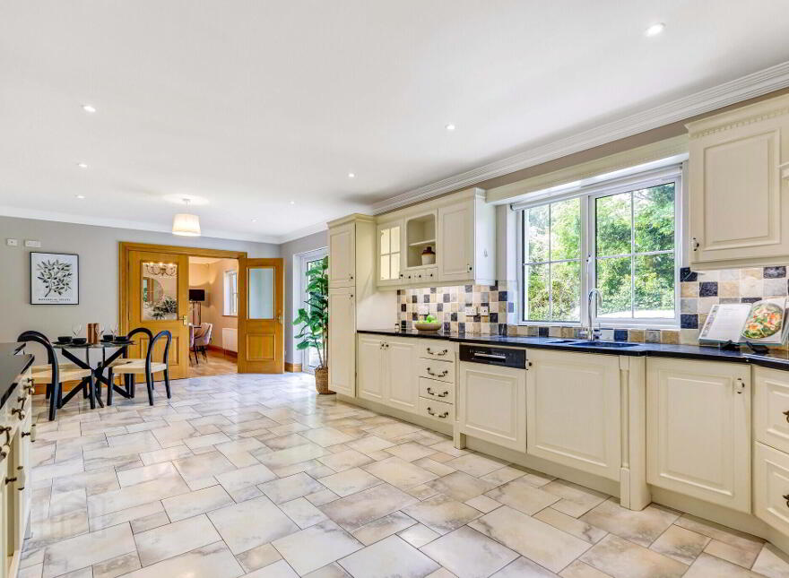 Corbeg, Glaslough Rd, Corvally, H18V627