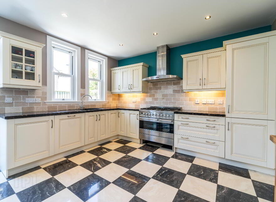 7 Danesfort Park Central, Belfast, BT9 7RE