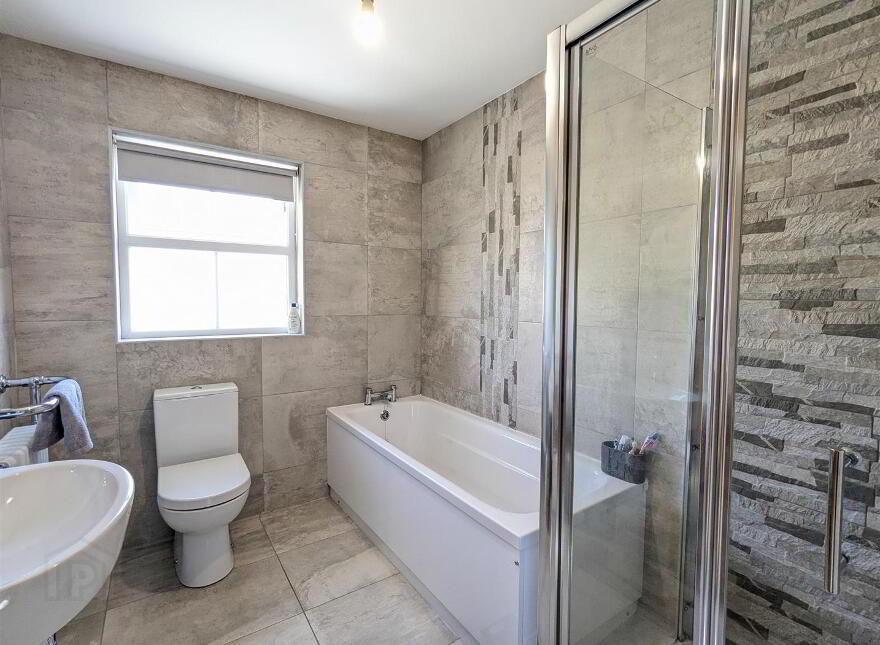 36 Sawhill Park, Annalong, Newry, BT34 4GP