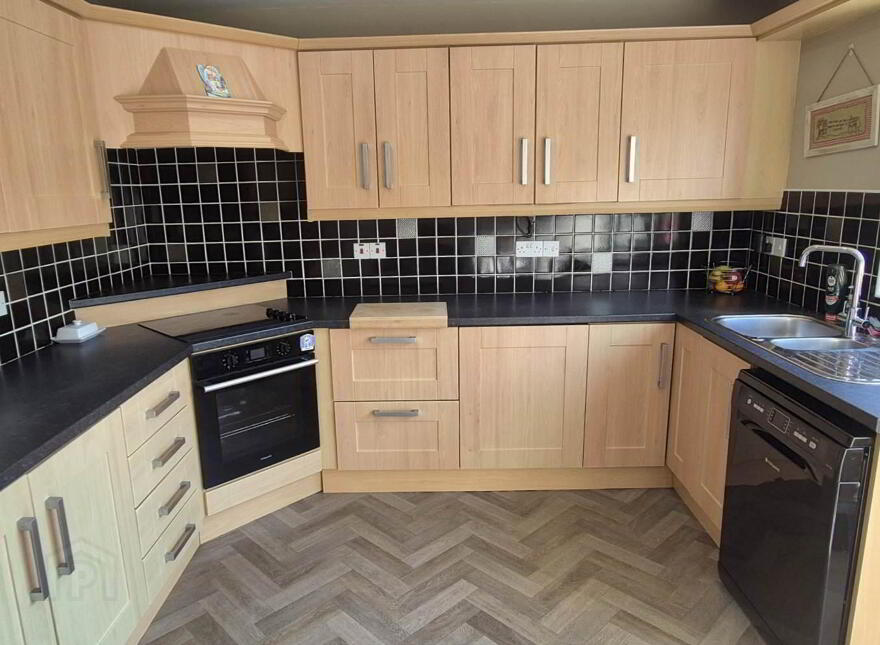 12 Lenamore Park, Derry, BT48 8GL