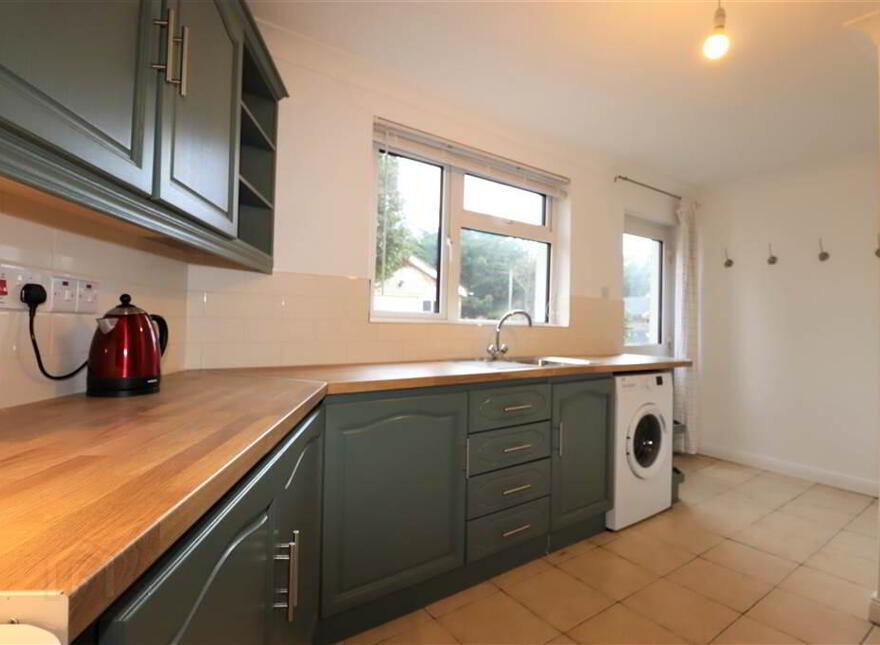 28 Green Hill, Lisburn, BT27 5SN