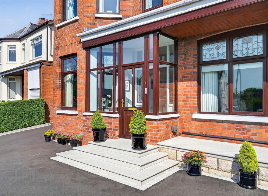 69 North Circular Road, Antrim Road, Belfast, BT15 5FE