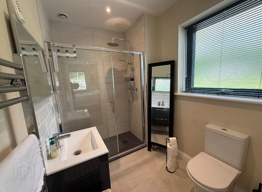 Apartment 9 Cathair Con Raoi, Goat Street, Dingle, V92HYH7