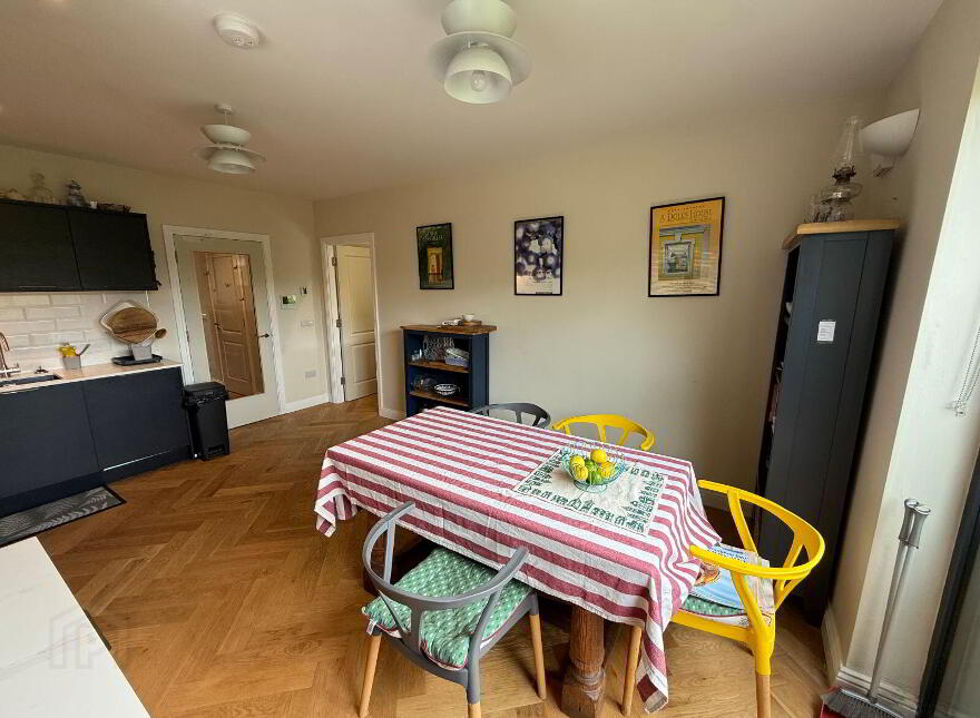 Apartment 9 Cathair Con Raoi, Goat Street, Dingle, V92HYH7