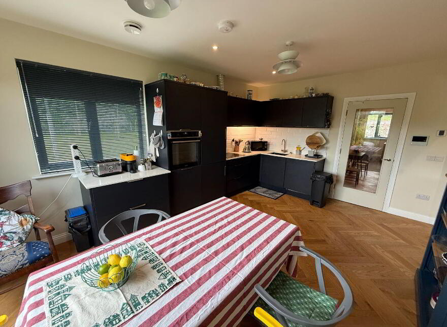 Apartment 9 Cathair Con Raoi, Goat Street, Dingle, V92HYH7