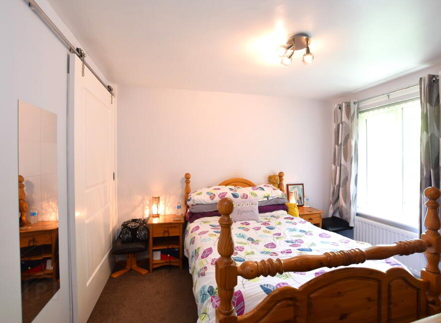 28 Inverwood Gardens, Belfast, BT4 1RG