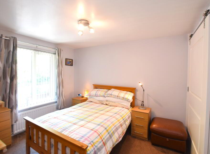 28 Inverwood Gardens, Belfast, BT4 1RG