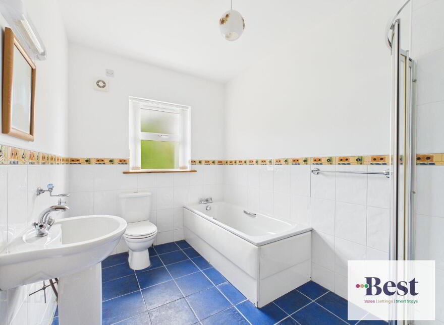 16 Brustin Lee, Ballygally, Larne, BT40 2QA
