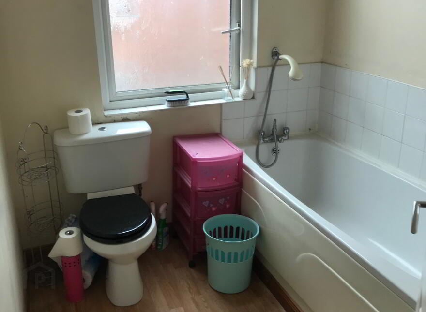 3 Cavendish Square, Belfast, BT12 7AA