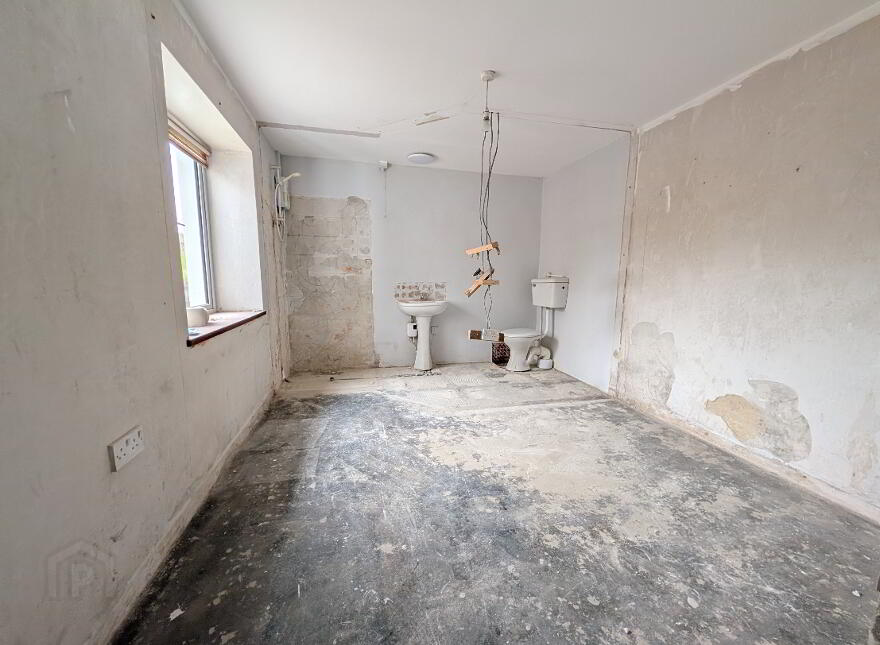 200 Glassdrumman Road, Annalong, BT34 4QL