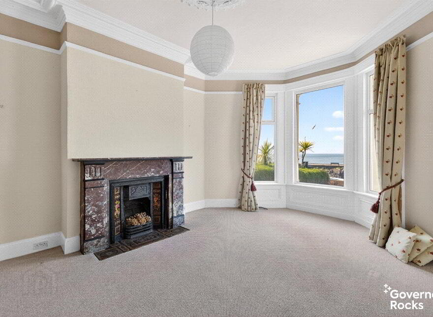 34 Seacliff Road, Bangor, BT20 5EY