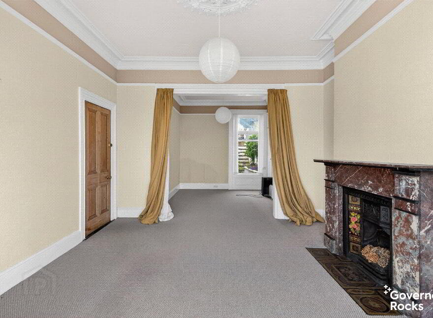 34 Seacliff Road, Bangor, BT20 5EY