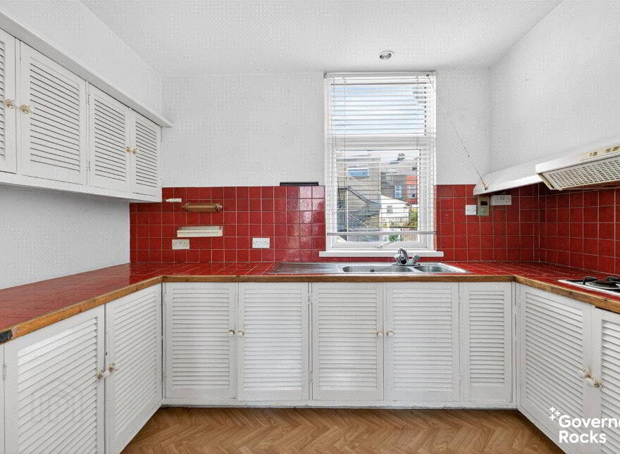34 Seacliff Road, Bangor, BT20 5EY