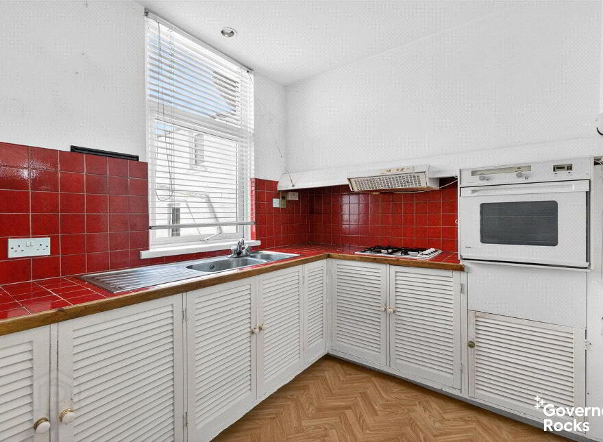 34 Seacliff Road, Bangor, BT20 5EY